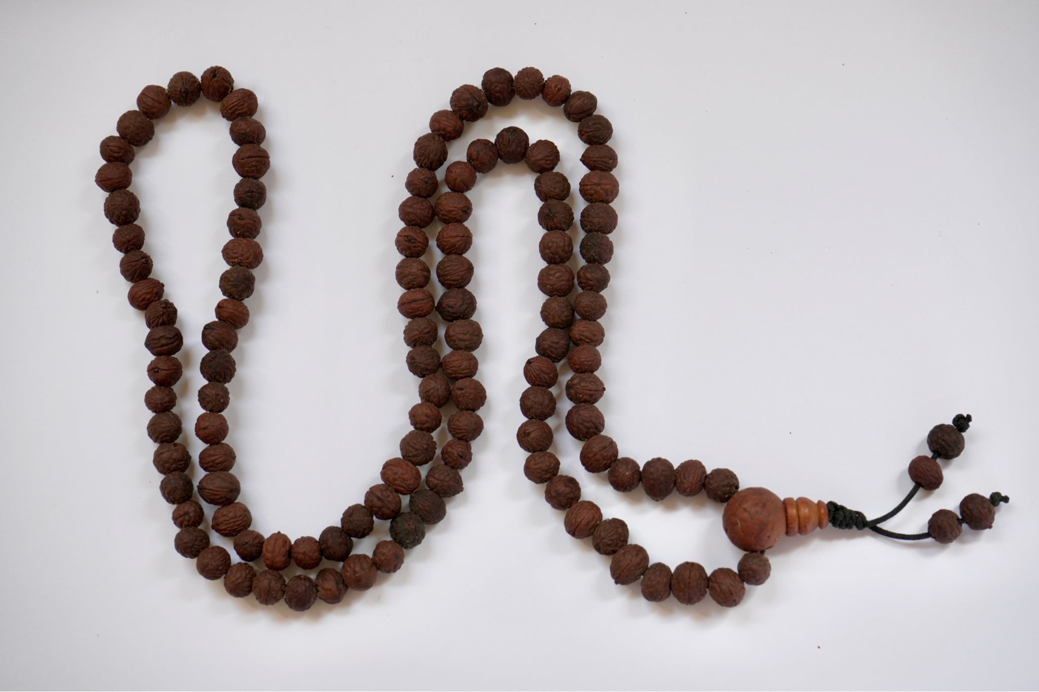 🪶 Japa Mala Tradicional de Semillas Bodhi – Ojo de Buda (108 cuentas) 🪶