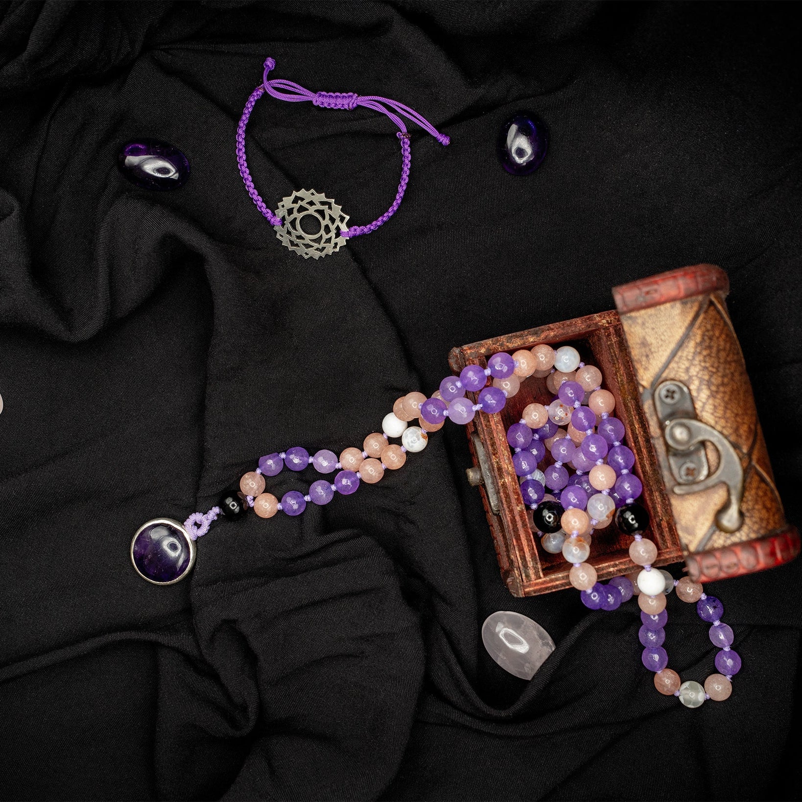 Japa Mala de Amatista, Ágata y Jade – Energía del Chakra Sahasrara