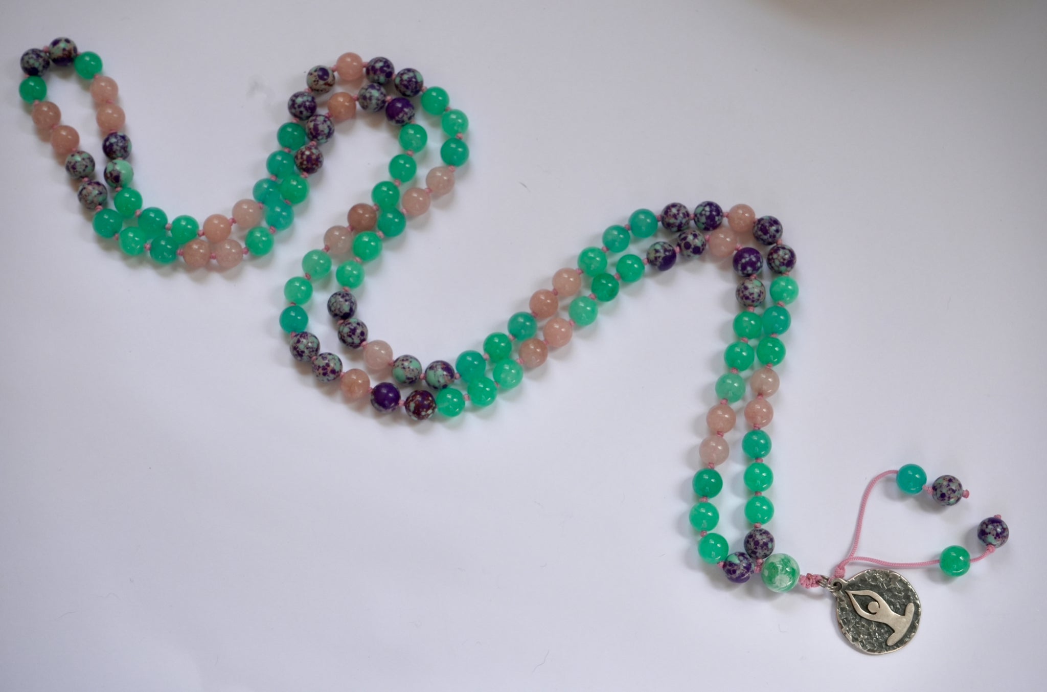 💚 Japa Mala de Turquesa Violeta, Jade Turquesa y Jade Rosa – 108 cuentas 💗